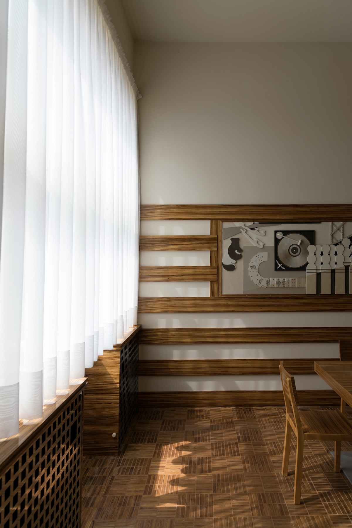modern drapes